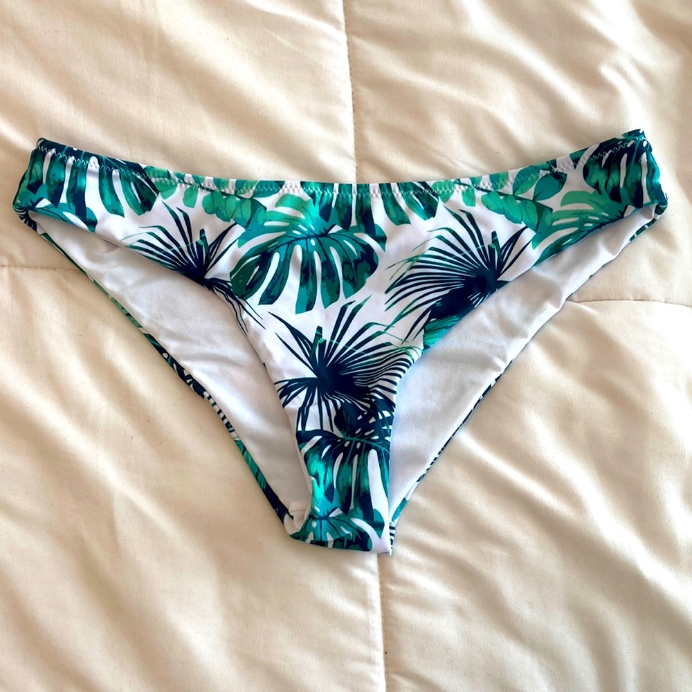 Seamless Swim Bottom- green palm tree leaves design